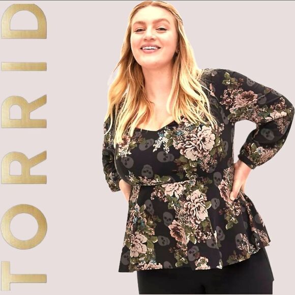 Torrid Black Skull Floral Crepe Sweetheart Peplum Blouse. - Picture 2 of 11